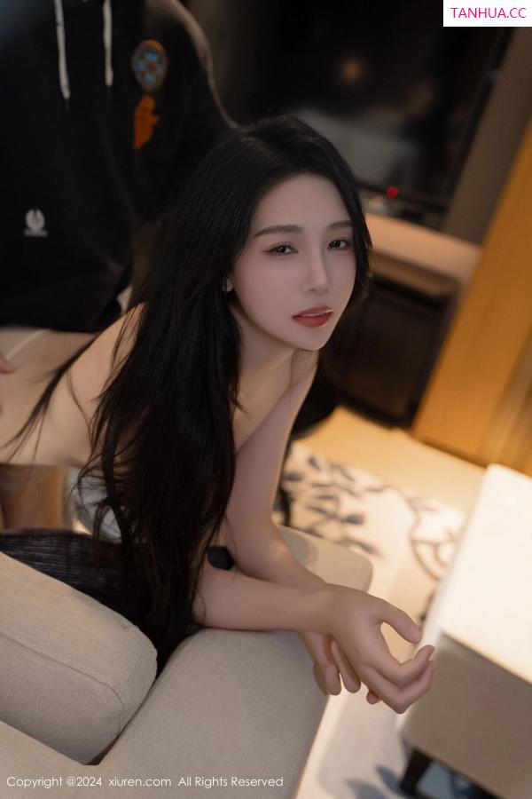 陈若依 抖娘利世 [XiuRen]高清写真图 2024.04.26 No.8455 利世 丝袜美腿第86张图片